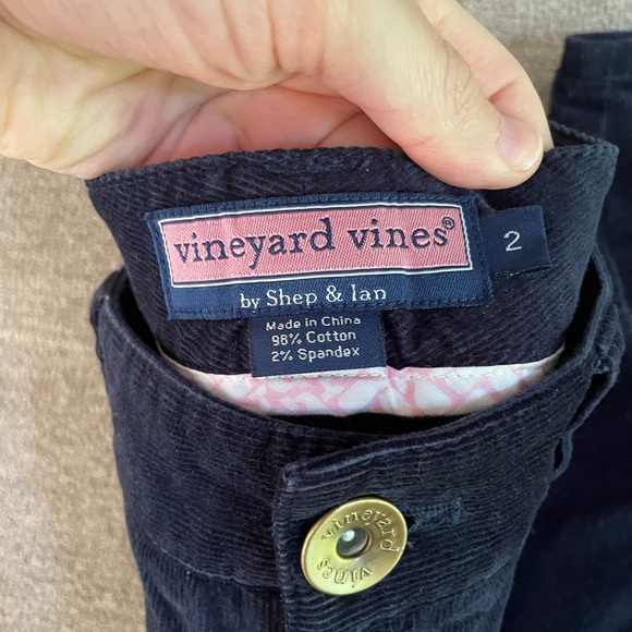 Vineyard Vines size 2 navy corduroy pants - Picture 2 of 3